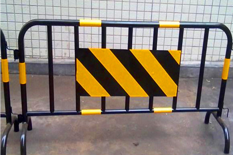 1522905739133346.png 護欄網,市政護欄網,欄網廠家