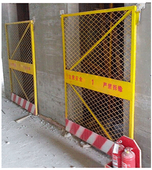 1523177800657009.gif 護欄網,市政護欄網,欄網廠家