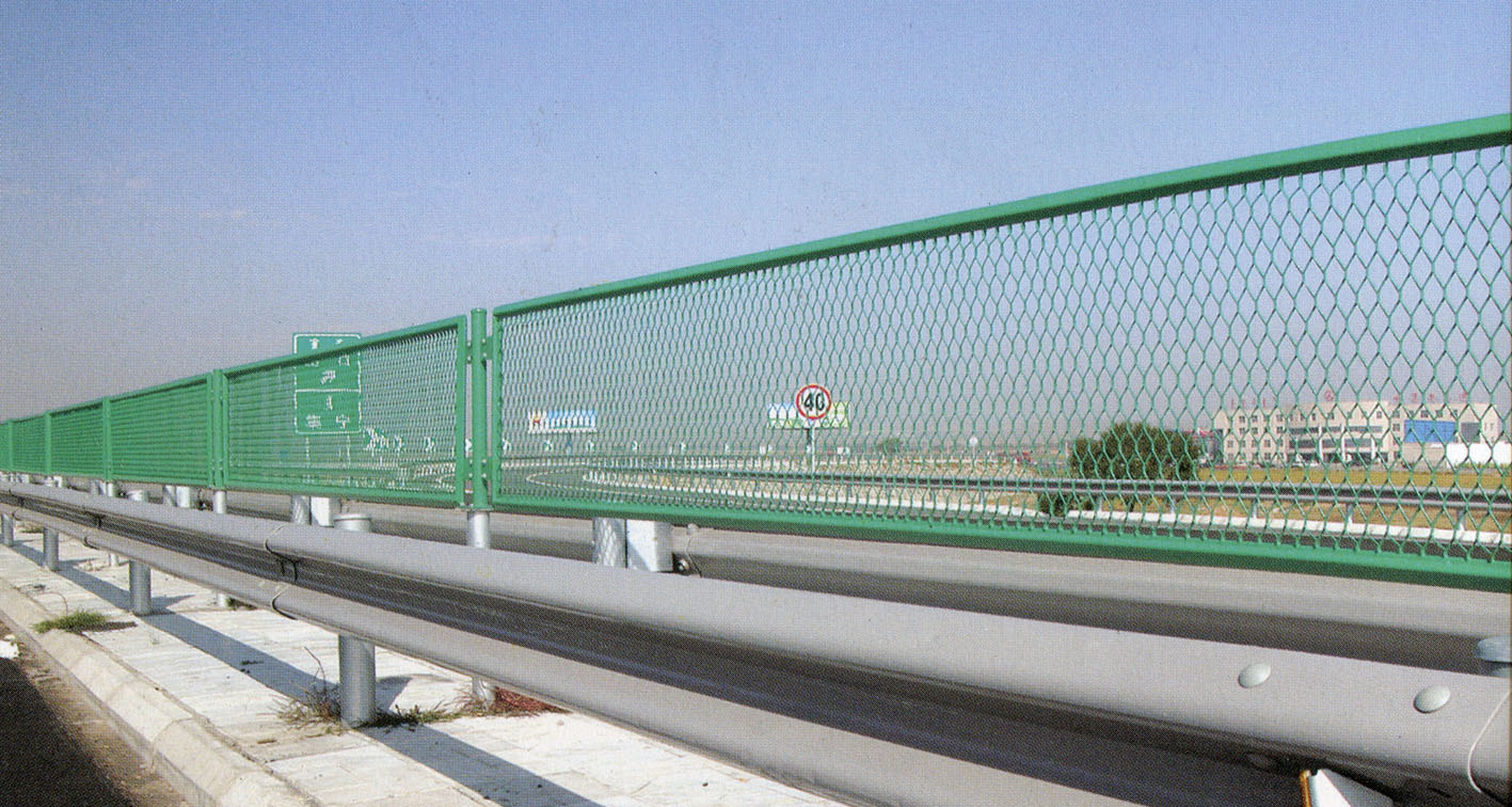 1523408114446540.jpg 護欄網,市政護欄網,欄網廠家