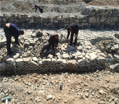 1524369216409576.jpg 護(hù)欄網(wǎng),市政護(hù)欄網(wǎng),欄網(wǎng)廠家