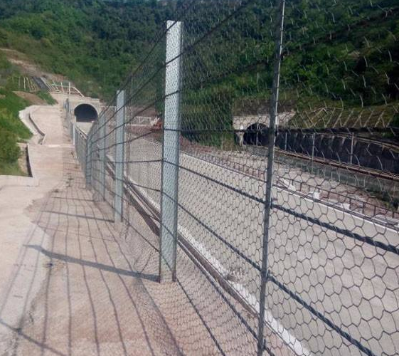 剛性防護網 剛性防護網