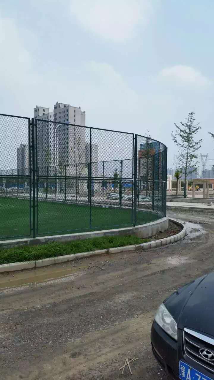 操場圍欄網 操場圍欄網