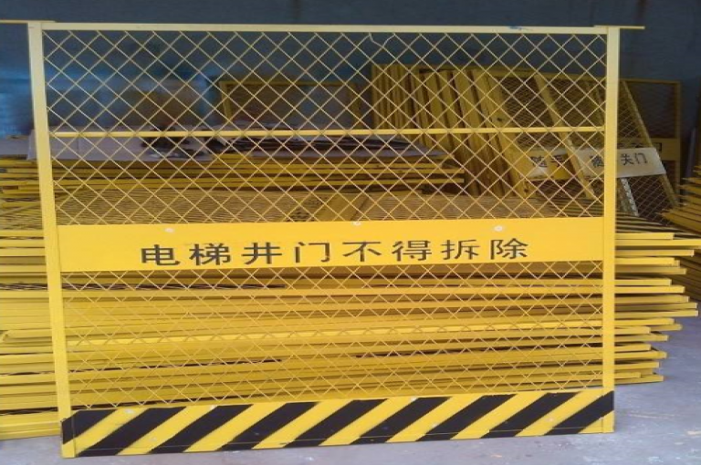 電梯洞口防護門